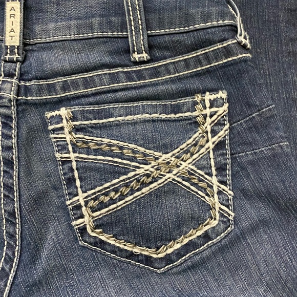 Ariat R.E.A.L Entwined Mid-Rise Bootcut Jeans - Picture 8 of 15